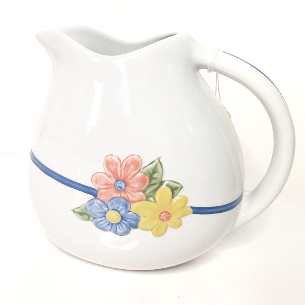 VINTAGE TENDER HEART FLORAL PITCHER NWT